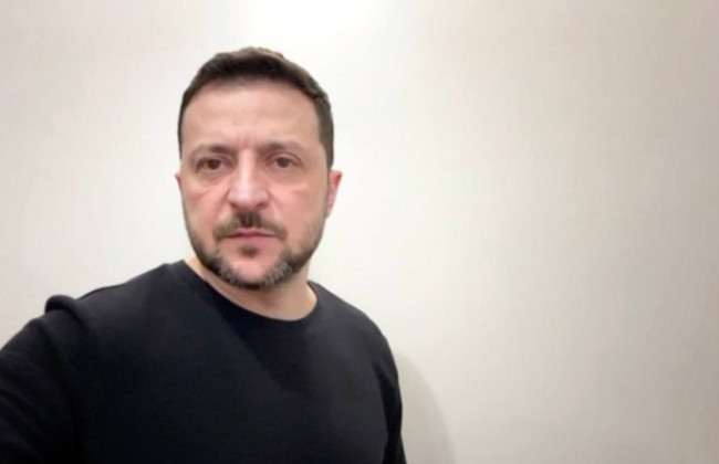 Мільйон гривень, безкоштовне навчання та безвідсоткова іпотека, – Зеленський про спецконтракт для 18-24 річних