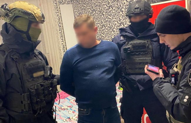 У Чернігові чоловік розпилив перцевий балончик у обличчя військовослужбовця ТЦК