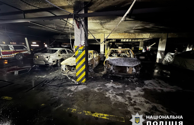 У Одесі затримали чоловіка, який підпалив автомобілі в паркінгу Аркадії
