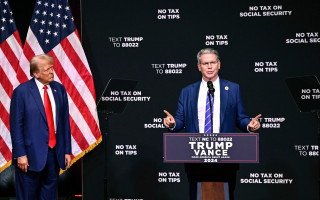 Дональд Трамп заявив, що направляє міністра фінансів США на зустріч з Президентом Зеленським