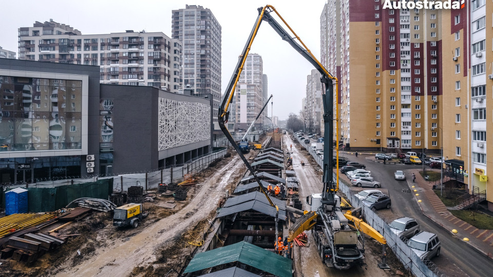 В Киеве набирает обороты строительство метро на Виноградарь – в работу запустили еще один участок, фото