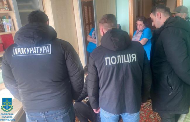 За $2000 находили у уклонистов «заболевания» для освобождения от призыва — на Львовщине разоблачили врача