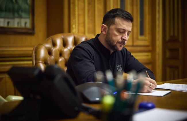 Владимир Зеленский согласовал перенесение конечной даты прохождения ВЛК ограниченно пригодными