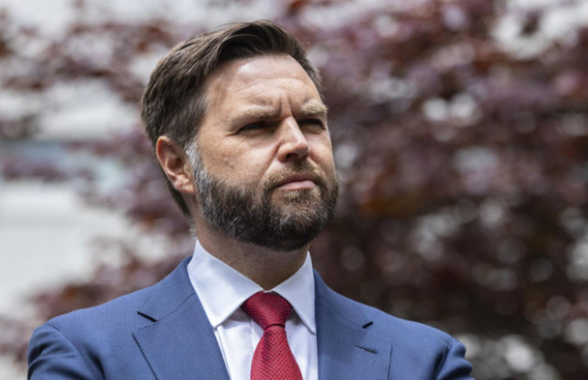 Отправка войск в Украину и санкции — Ди Вэнс сообщил, что грозит РФ, если она откажется от мира