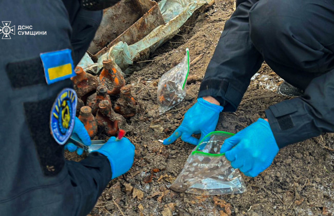 На Сумщине спасатели изъяли почти 5 кг ртути – фото