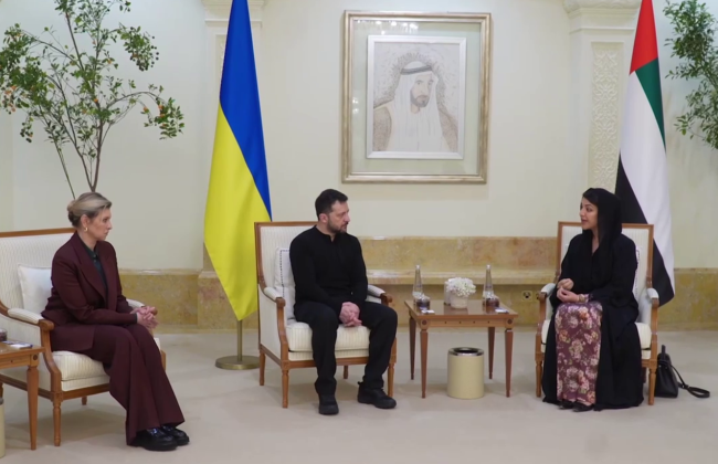 Владимир Зеленский прибыл с визитом в Объединенные Арабские Эмираты