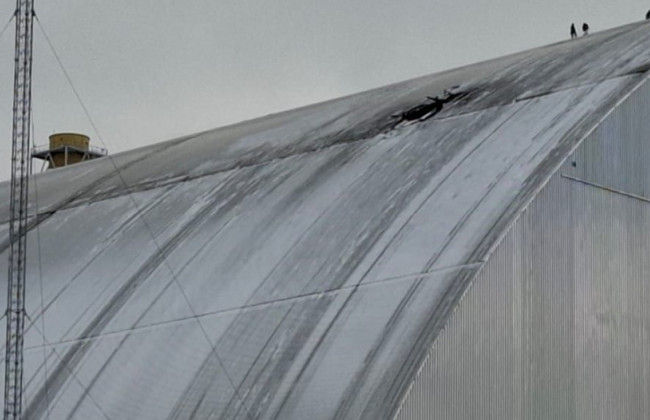 На Чорнобильській АЕС призупинили роботи з гасіння пожежі