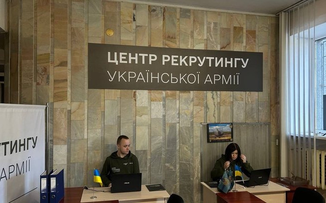 За неделю в центры рекрутинга обратилось почти 2000 граждан