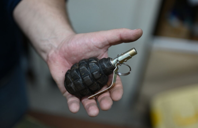 В Харьковской области мужчина бросил гранату в женщину, у которой арендовал квартиру