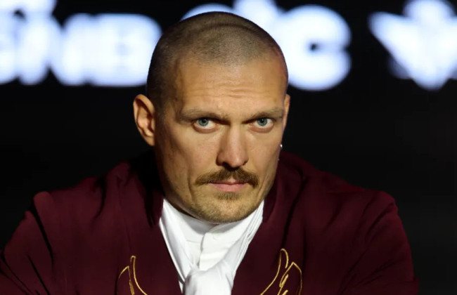 Боксер Усик збирається захищати дисертацію за спеціальністю «Право»