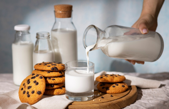 В Україні через скорочення попиту почали знижуватися ціни на молоко