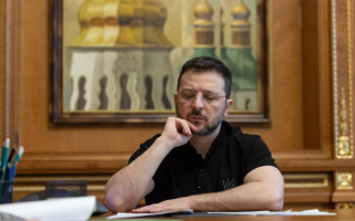Зеленський не поїхав до Саудівської Аравії, щоб не легітимізувати переговори США і РФ, — Reuters
