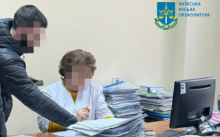 В Киеве на ремонте поликлиники разворовали почти 1,3 млн грн