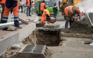 Движение по Набережному шоссе в Киеве ограничат 21 февраля