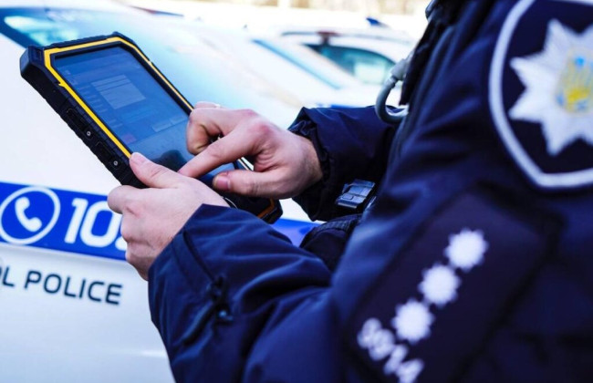 Патрульная полиция откажется от терминалов для оплаты штрафов водителями и перейдет на QR-коды и телефоны