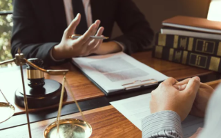 Суд подтвердил правомерность остановки контролирующим органом расходных операций налогоплательщика