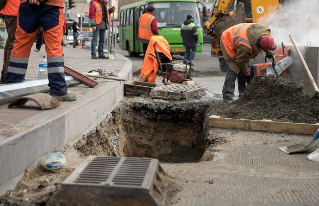 Движение по Набережному шоссе в Киеве ограничат 21 февраля