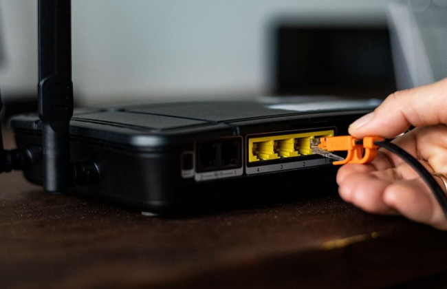 Интернет во время блекаутов будет работать в каждом ЦНАПе и больнице — Кабмин ввел новые правила