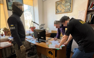 НАБУ і САП повідомили про підозру суддям Валентину Заверюсі, Олександру Боярському та Сергію Савицькому щодо організації виїзду військовозобов'язаних за кордон