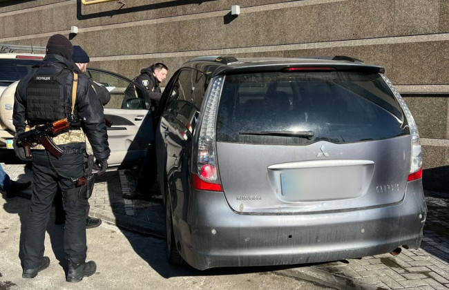 У Києві конфлікт між водіями автомобілів Hyundai і Mitsubishi переріс у стрілянину