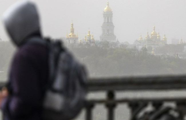 Жителям левого берега в Киеве советуют закрыть окна – воздух загрязнен