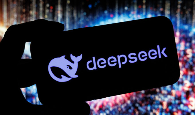 DeepSeek интегрируют в смартфоны Xiaomi и Redmi