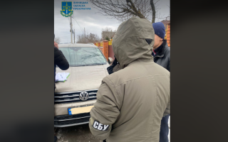 Під прикриттям водіїв — на Вінниччині підприємець організував переправлення чоловіків за кордон