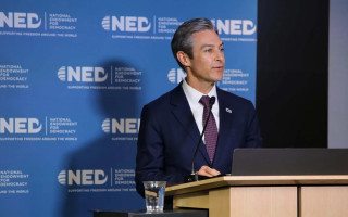 Про зупинку фінансування грантів заявив NED – фонд, який фінансувався коштами США