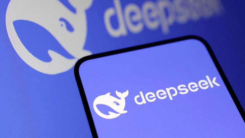 Китай интегрирует ИИ DeepSeek R1 в госсектор и больницы