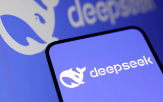 Китай інтегрує ШІ DeepSeek R1 у держсектор та лікарні