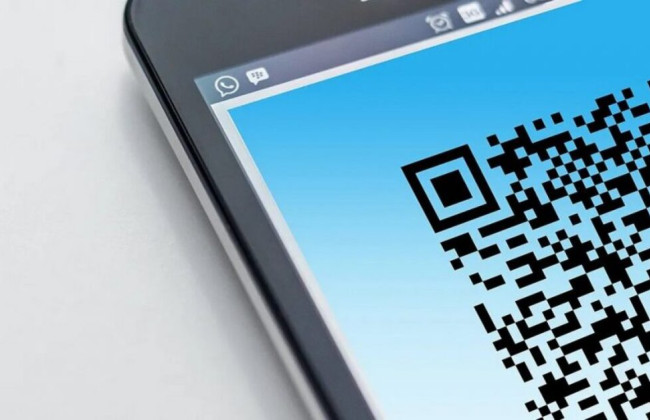 Киберполиция предупредила, что мошенники подменяют QR-коды в общественных местах