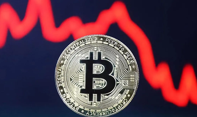 Биткоин обвалился на 25% от исторического максимума — почему так произошло