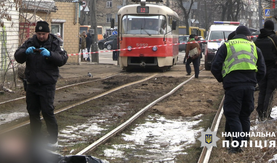 В Киеве задержали подозреваемого в убийстве мужчины, тело которого нашли на трамвайных путях