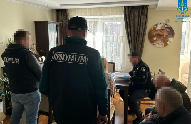 Схема на 2 миллиона гривен — экс-чиновники Дрогобычской РГА оформляли соцвыплаты своим знакомым и родственникам