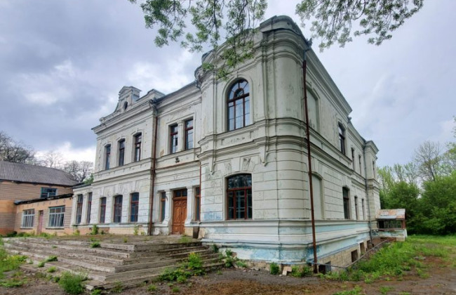 В Хмельницкой области суд обязал позаботиться об охране объекта культурного наследия XIХ века