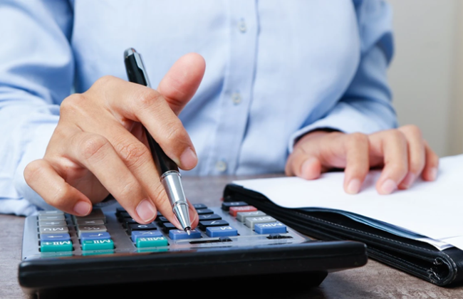 Начисляются ли налоговая скидка на кредиторскую задолженность при аннулировании регистрации в качестве плательщика НДС