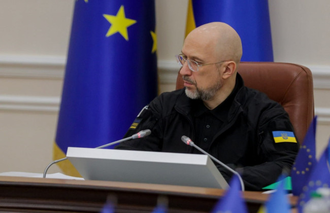 Нет оснований для запрета по языковому признаку – Шмыгаль ответил на петицию о запрете русскоязычной музыки