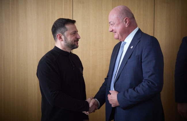 Зеленский обсудил с канцлером Австрии подготовку шагов для достижения справедливого и прочного мира