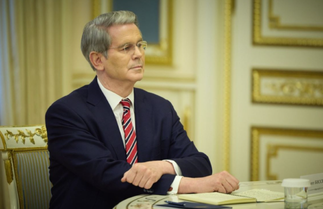 Гарантии безопасности Украине должна предоставить Европа, — министр финансов США Бессент