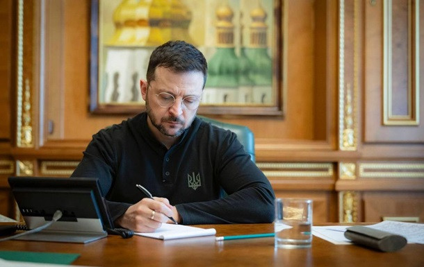 В настоящее время продолжается наиболее интенсивная работа с командой Трампа за все время, — Зеленский