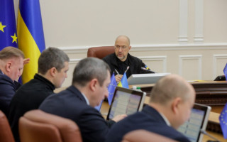 Шмыгаль сообщил, какие решения приняло правительство для ускорения восстановления громад