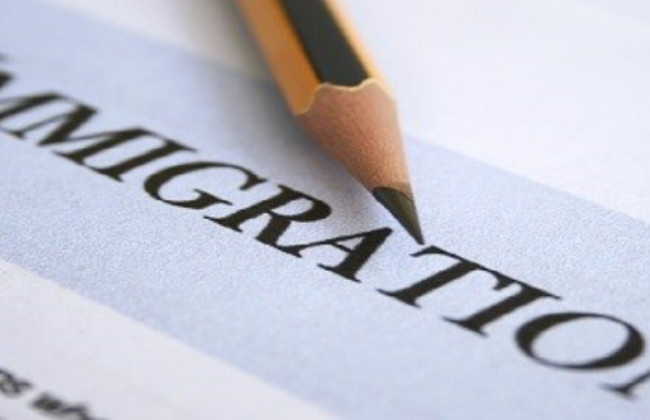 Які документи потрібно подати на отримання дозволу на імміграцію діячами науки і культури