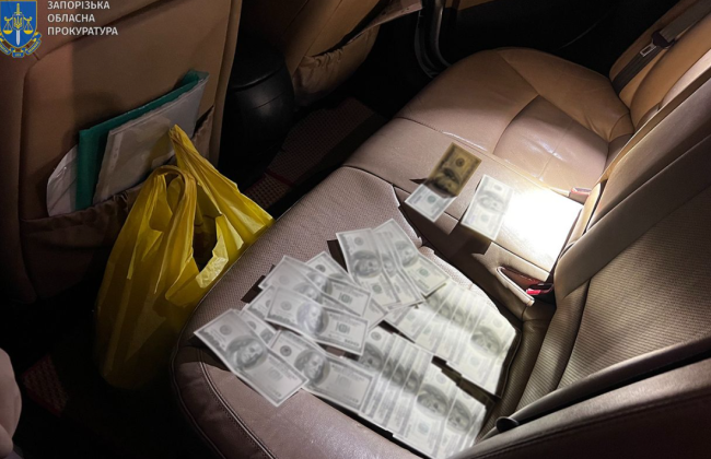 3 тисячі доларів за зняття з розшуку — у Запоріжжі викрили учасника схеми ухилення від військової служби