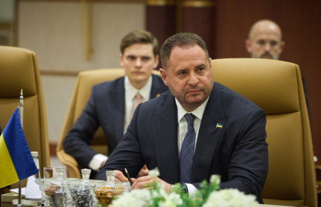 На следующей неделе Украина и США начнут обсуждать 30-дневное прекращение огня, — Андрей Ермак