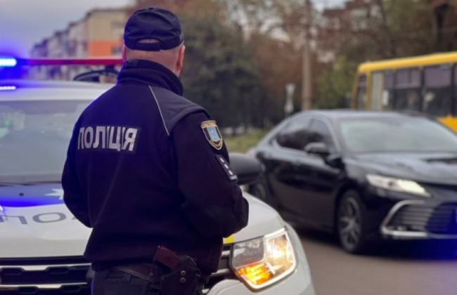 В Днепре раскрыли детали наезда водителя Tesla на сотрудника ТЦК