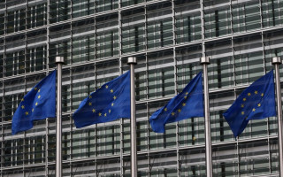 Еврокомиссия с 1 апреля ответит контрмерами на пошлины США на сталь и алюминий