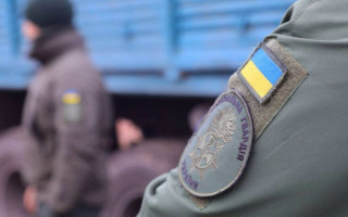 Верховна Рада готується прийняти закон про застосування Нацгвардією кийків, електрошокерів, водометів та інших засобів до порушників