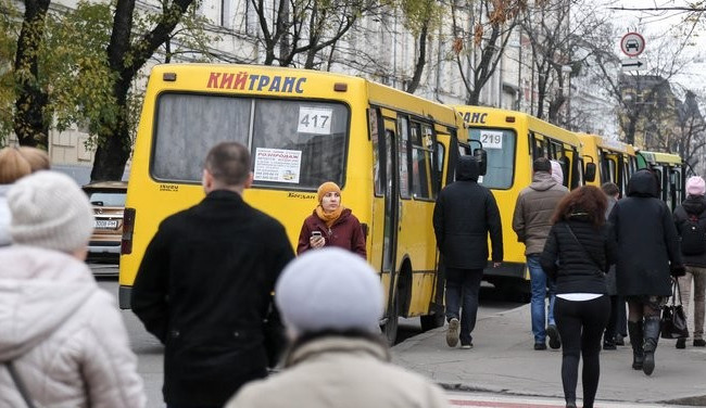 Голова КМВА Ткаченко заявив, що у Кличка блокують рішення щодо руху транспорту під час тривог