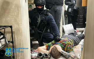 В Каменском разоблачили мошеннический call-центр, который обманул европейцев на более 11 млн