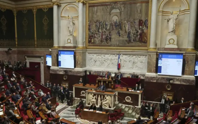 Национальное собрание Франции одобрило резолюцию о конфискации замороженных активов РФ для поддержки Украины